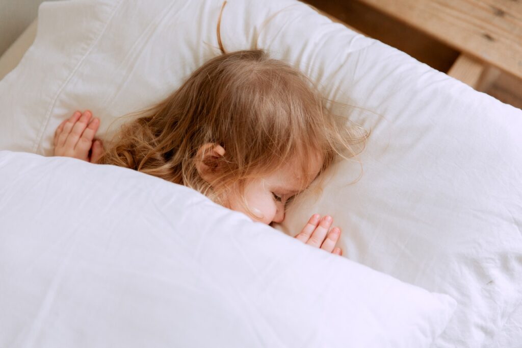 10 astuces pour un sommeil de qualité et finir les insomnies