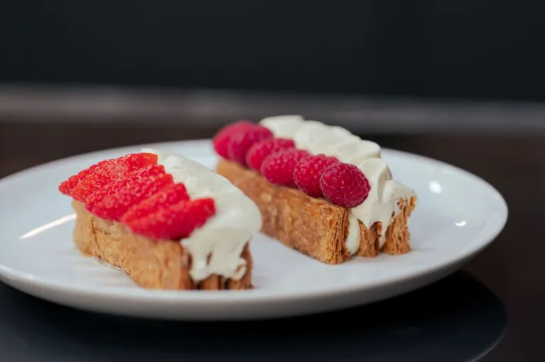 Millefeuille-vanille-a-la-fraise